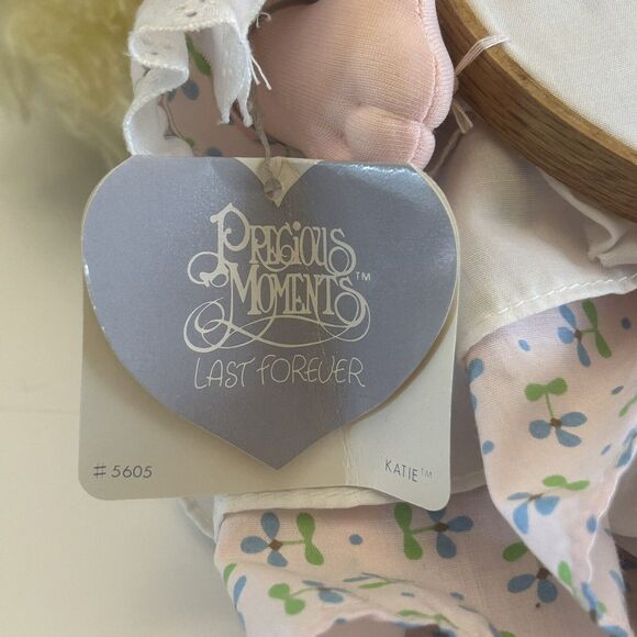 Precious Moments Dolls Katie 1986 Mother Applause Plush With Tags 15” - Picture 7 of 13